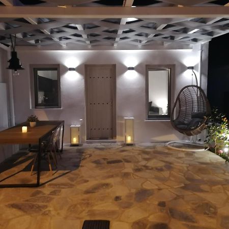 Yalos Luxury Home Agioi Saranta Eksteriør bilde