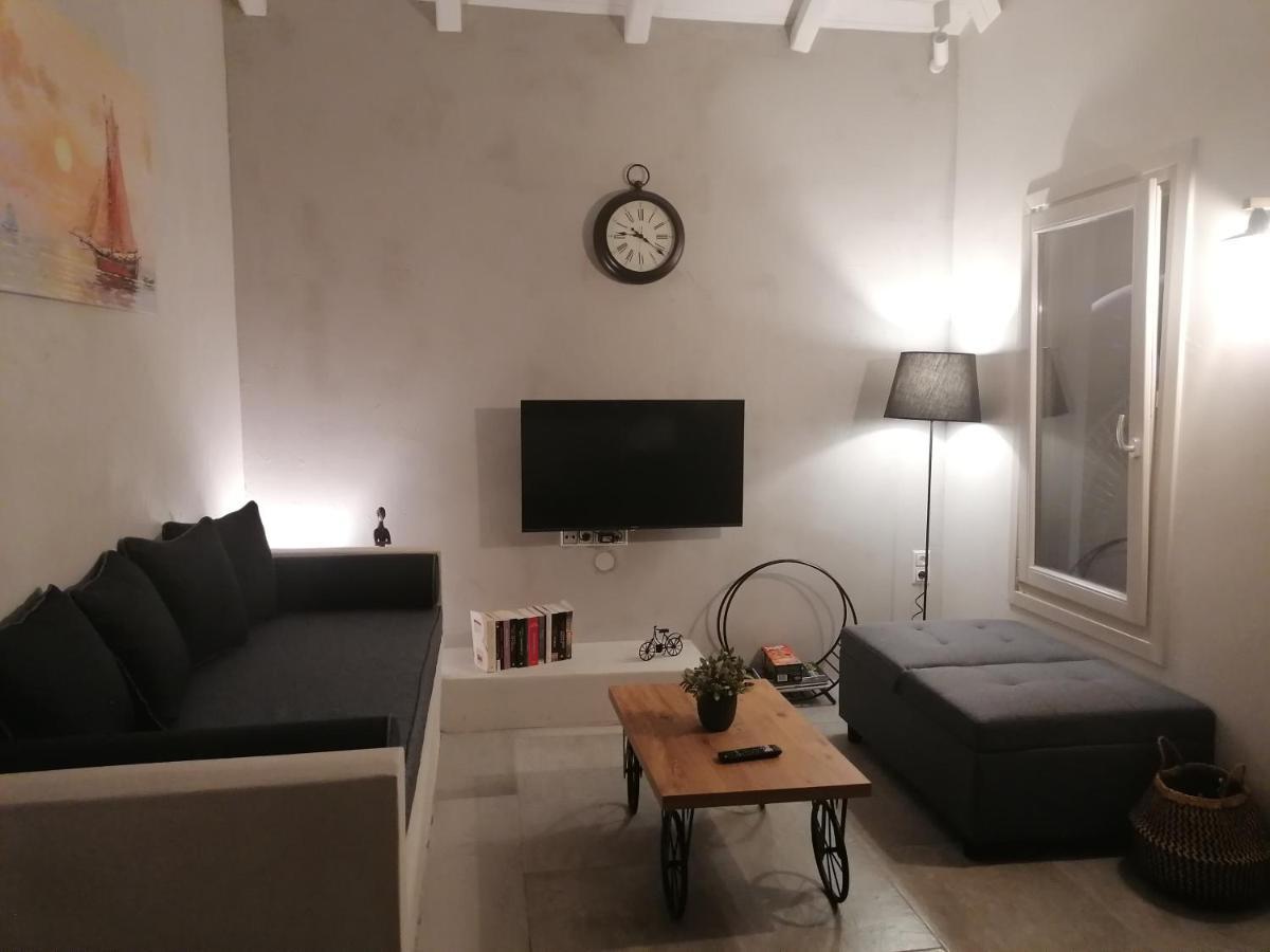 Yalos Luxury Home Agioi Saranta Eksteriør bilde