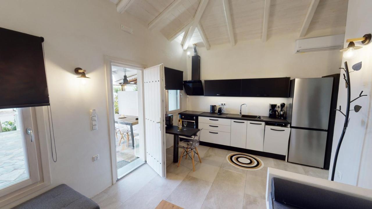Yalos Luxury Home Agioi Saranta Eksteriør bilde